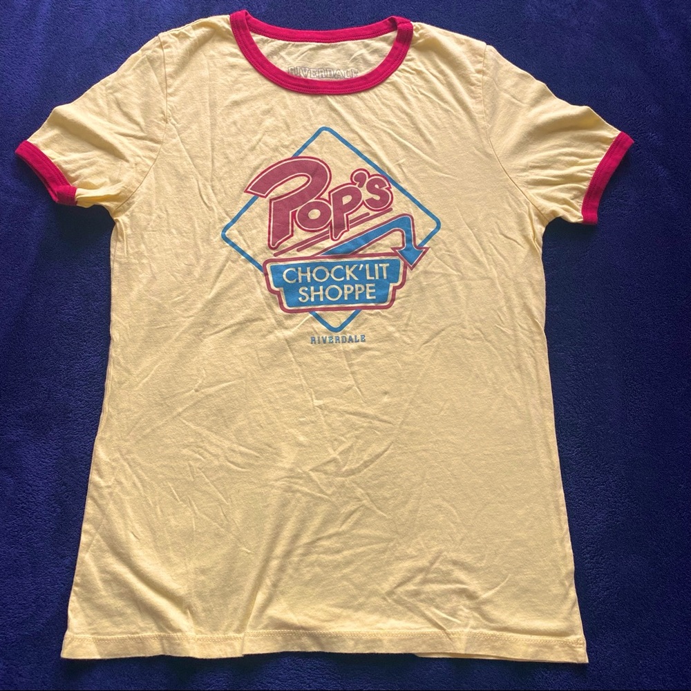 Riverdale Pop’s Chock’Lit Shoppe T-shirt - S
